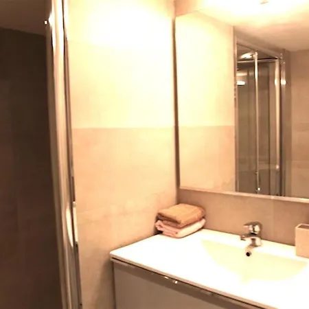 Studio La Pietonne-Plage-Clim Menton Room photo