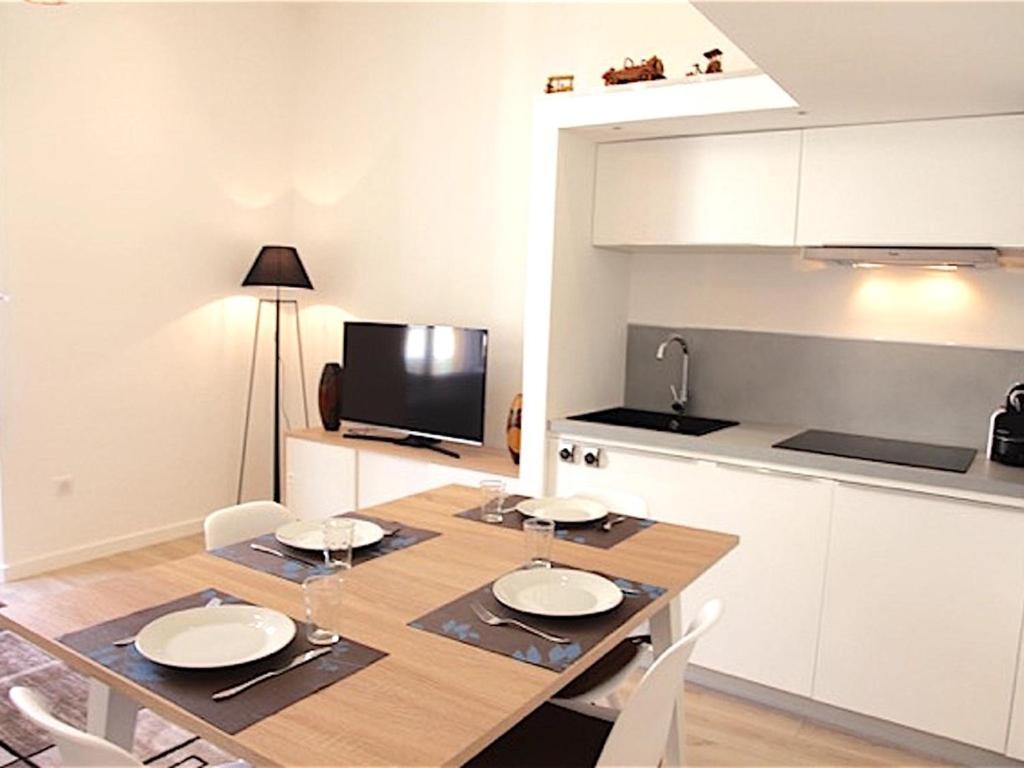 Apartment La Pietonne-plage-clim *